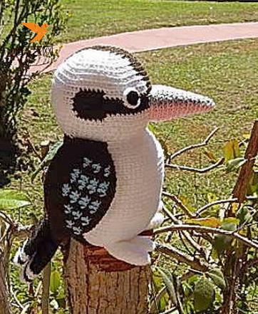钩针编织的可爱啄木鸟