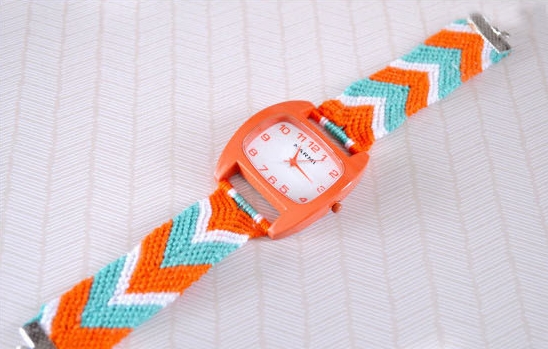 彩色丝线编织教程随心为自己的手表换更漂亮的彩色表带编织教程