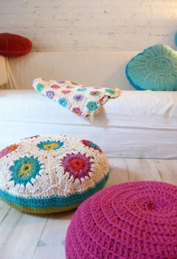 治愈系毛线钩针编织地毯坐垫让你一次比一次更加热爱你眼前生活的绝美毛线钩针编织手作