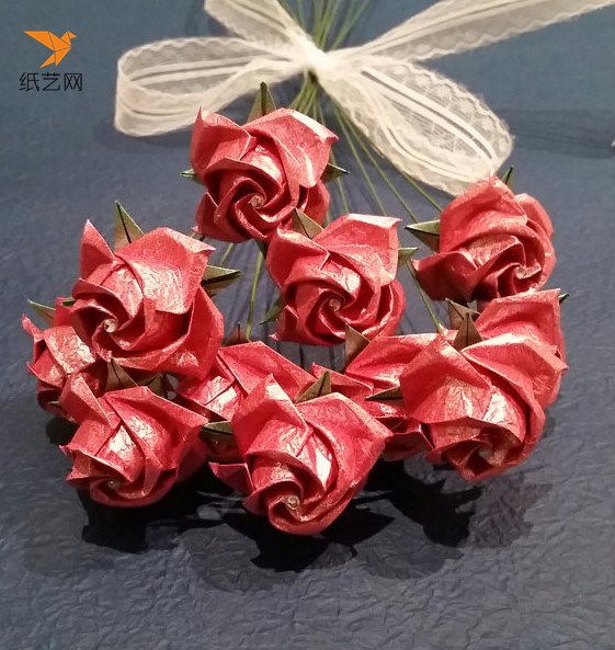 折纸玫瑰花束的作品 婚礼玫瑰