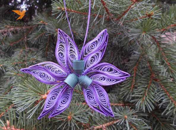 精美紫色圣诞树装饰衍纸花手工作品