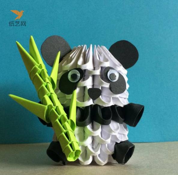 大熊猫也能用折纸三角插来制作
