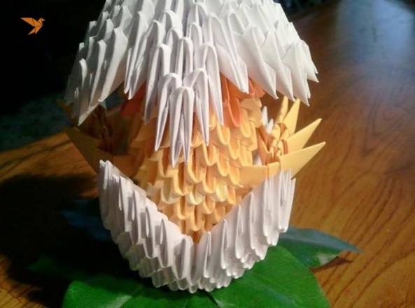 折纸三角插复活节破壳而出的小黄鸡