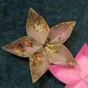 简单精致的折纸樱花教程图解