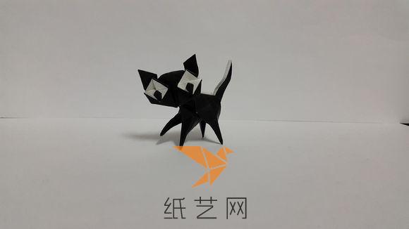 可爱的折纸小黑猫