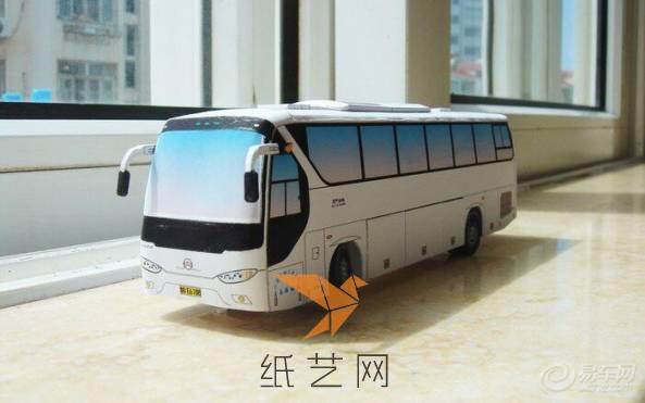 3D纸模公交车正面