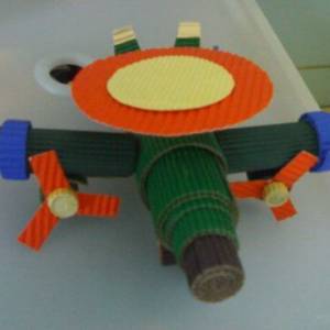 送给小朋友的玩具---手工制作瓦楞纸直升机