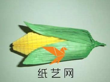 逼真的折纸玉米