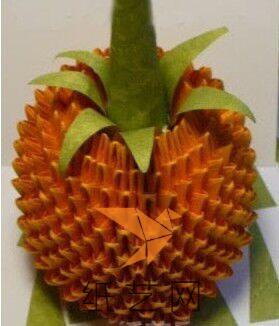 组合折纸菠萝