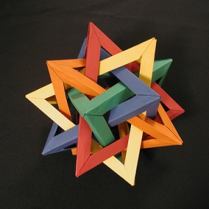 五个四面体相交