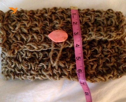 手工编织的麻绳风格手拿包包